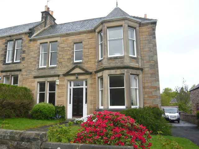  Image of 3 bedroom Semi-Detached house to rent in Hermitage Gardens Edinburgh EH10 at Morningside Edinburgh Edinburgh, EH10 6BA
